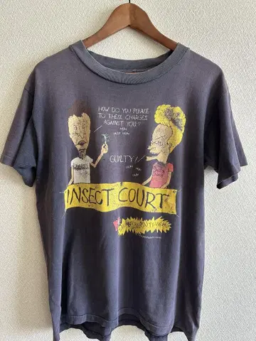 Beavis and Butt-Head 티셔츠 INSECT COURT