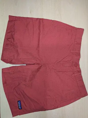 Patagonia 빨간색 숏 팬츠