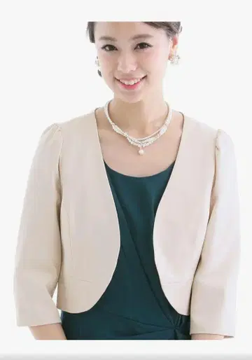 볼레로 리본 포함 결혼식