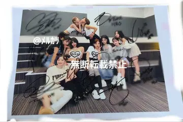 TWICE 사인 포함 사진 사진