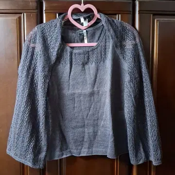 Gabardine K.T 슬리브리스 앙상블