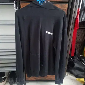 라지 바운티 헌터 콜라보 후드티