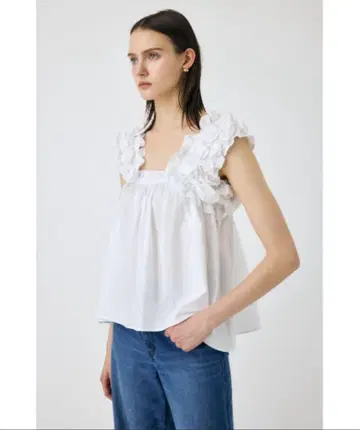 SHOULDER FRILLS 상의 moussy