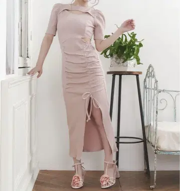 EATME 이토미 데콜테 리브 원피스 핑크