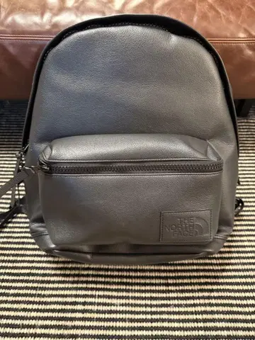 THE NORTH FACE 블랙 백팩 인조 가죽