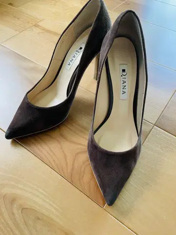 DIANA 브라운 22.5cm 하이힐 8cm 스웨이드