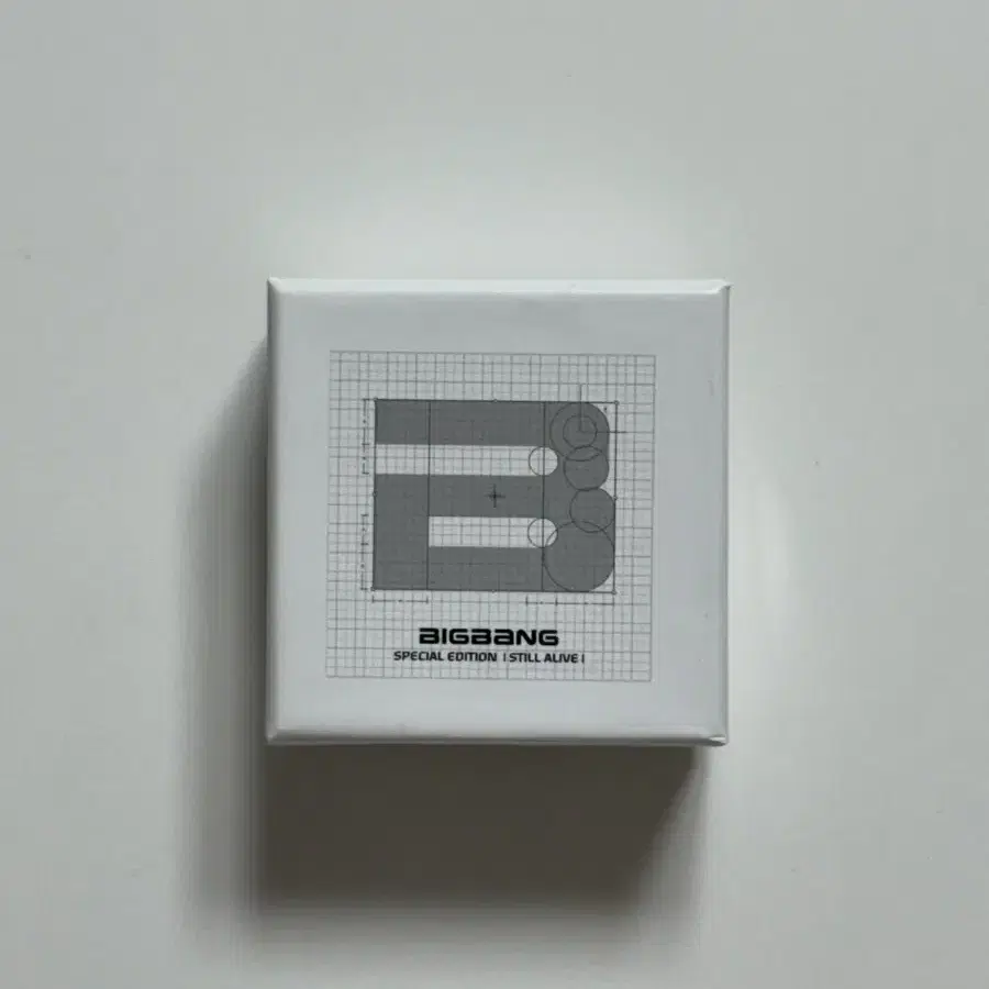 GOODS | ビッグバン（BIGBANG）オフィシャルサイト