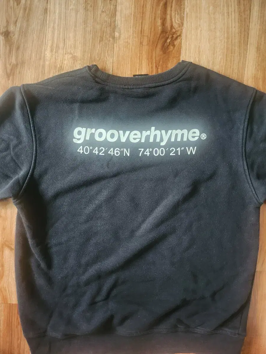grooverhyme Black Sweatshirt