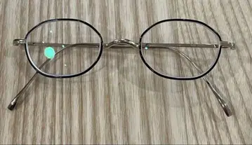 빈티지 실버 오벌 안경