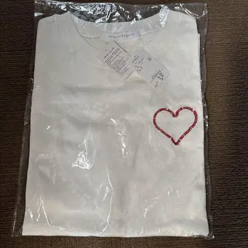 AS KNOW AS plus 하트 자수 화이트 티셔츠 프리 사이즈