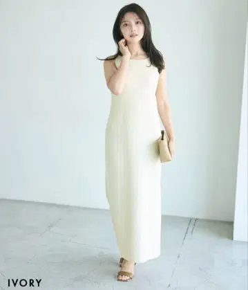 베이스먼트 온라인 SP 아이보리 2WAY I 라인 원피스