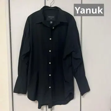 Yanuk 블랙 셔츠