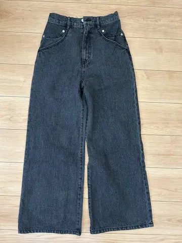 AMERI 데님 SWITCH DETAIL FLARE DENIM 블랙
