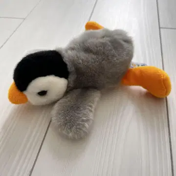 귀여운 봉제 인형 펭귄