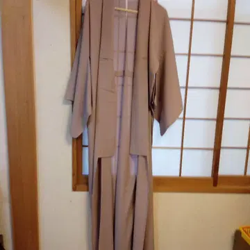 베이지 빅 명주 기모노