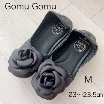 Gomu Gomu 고무고무 플라워 모티브 메쉬 스니커즈 블랙