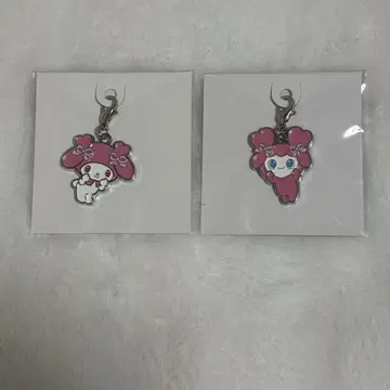 TWICE 산리오 키링 마이멜로디 모브리 허벅지