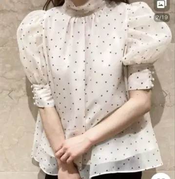 SNIDEL 하프 슬리브 오간자 블라우스