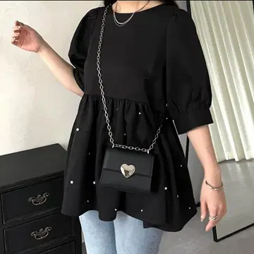 블랙 펄 장식 반팔 상의