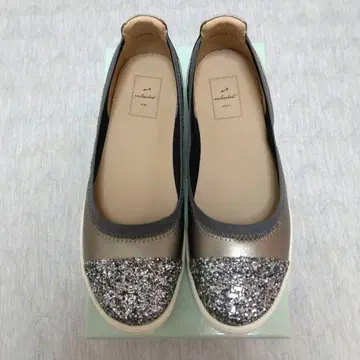 엔챈티드 enchanted 플랫 펌프스 발레 슈즈