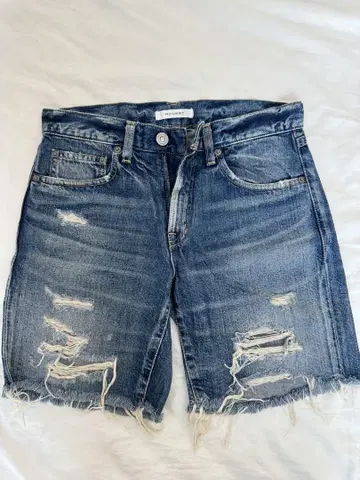 MOUSSY BOYISH 데미지 데님 숏 팬츠