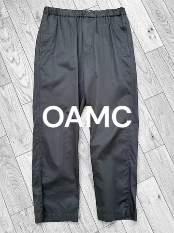 OAMC "크롭트 드로코드 트라우저" 브라운