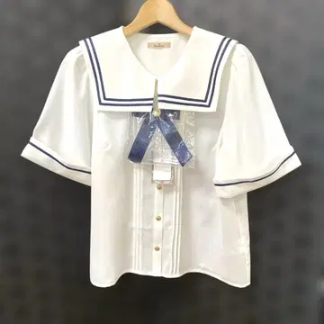 아마벨 블라우스
