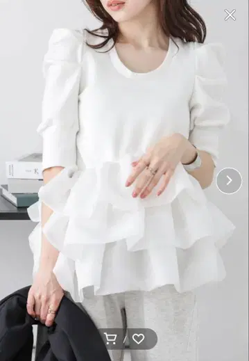 AMELY 벌룬 프릴 도킹 탑스 반팔 화이트 화이트