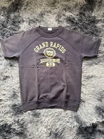챔피온 GRAND RAPIDS 티셔츠 53