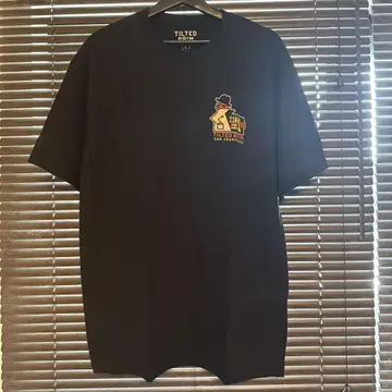 TILTED BRIM 블랙 티셔츠 L 사이즈