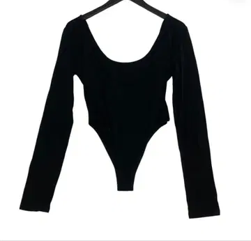 SCOOP KNECK BODYSUIT 롱 슬리브 티셔츠