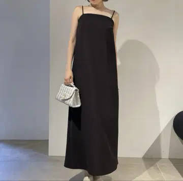 미사용 새상품 스나이델 블랙 롱 원피스 백 트레인 베드레스