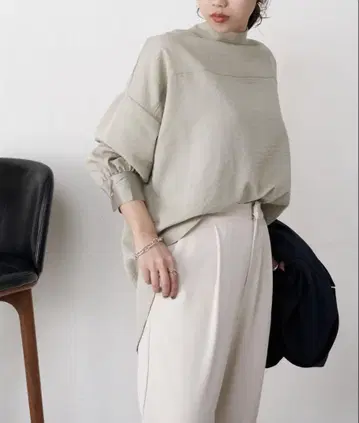 백 버튼이 달린 긴팔 셔츠 F 사이즈