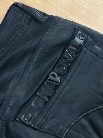 KAPORAL5 카포랄 파이브 코팅 가공 스트레치 스키니 팬츠