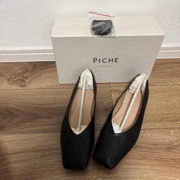 PICHE 블랙 스틸레토 펌프스