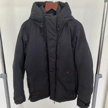 GEAR & SCHWENY FIRESHIELD 블랙 다운 자켓