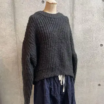MAISON EUREKA 메종 유레카 니트 블랙