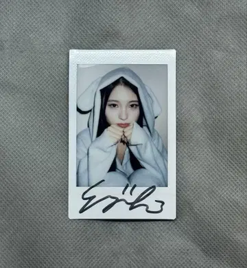 오동나무 미즈키 친필 사인 폴라로이드