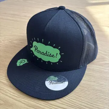 Paradise! 캡 블랙