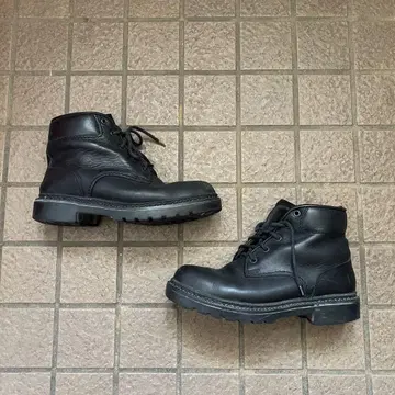 CAMPER 가죽 워크 부츠 블랙 Cartujano