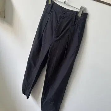 스터닝 루어 네이비 캐주얼 팬츠