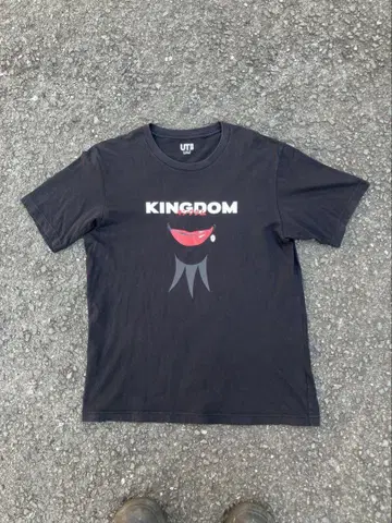 KINGDOM 블랙 티셔츠