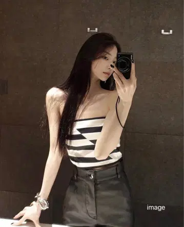 멜트 더 레이디 S3 튜브 톱