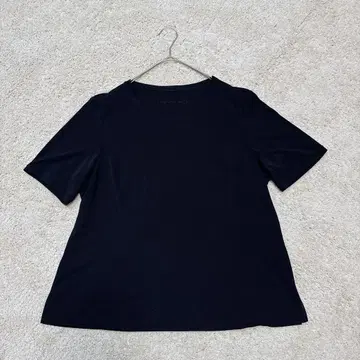 CARVEN 칼벤 반팔 티셔츠 상의 고급스러운 디자인 블랙
