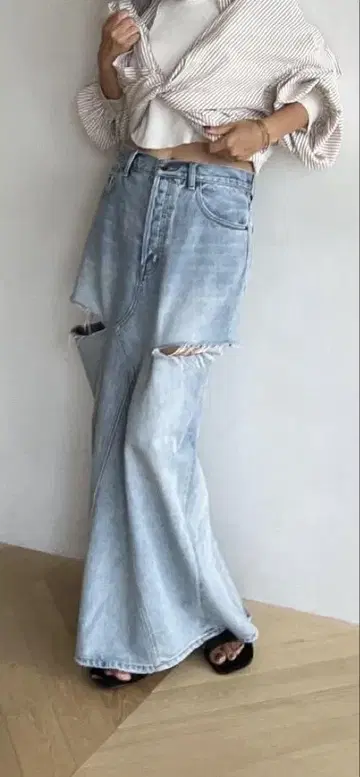 시루무린 사이드 컷 데님 롱 스커트