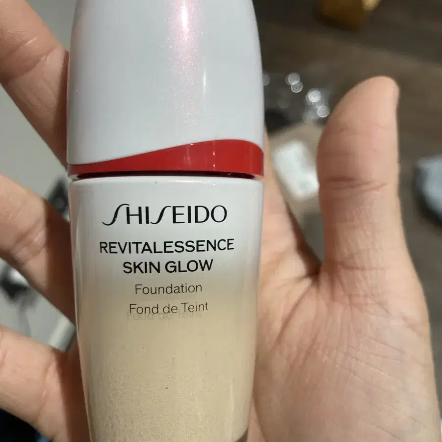 化粧下地 SHISEIDO REVITALESSENCE SKIN GLOW 130 REVITALESSENCE SKIN GLOW Foundation | SHISEIDO