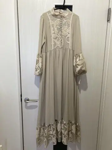 릴리 브라운 lily brwon 레이스 원피스