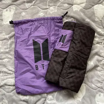 BTS 공식 굿즈 담요 가방 포함