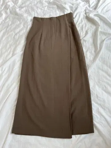 MOUSSY 브라운 타이트 스커트 랩 디자인