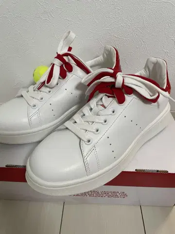 마크제이콥스 새상품 THE TENNIS SHOE 41 스니커즈